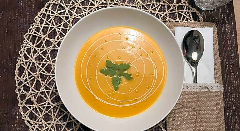 La Maison du Chevalier - Chambres et tables d'hotes - adults only