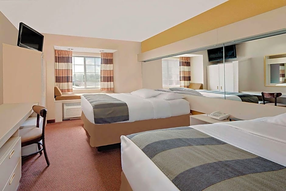 Microtel Inn & Suites by Wyndham Joplin