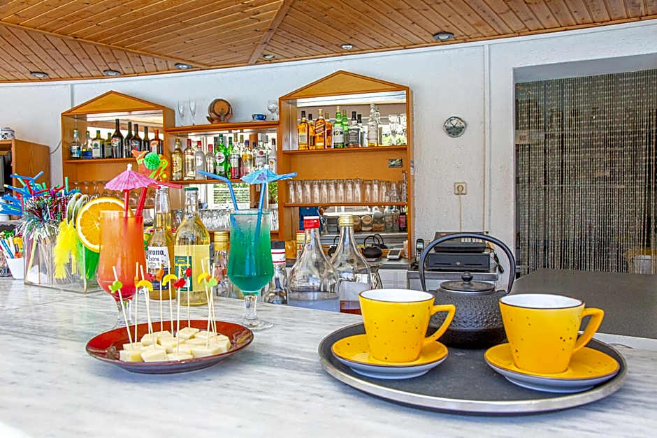 Villa Mare Monte ApartHotel