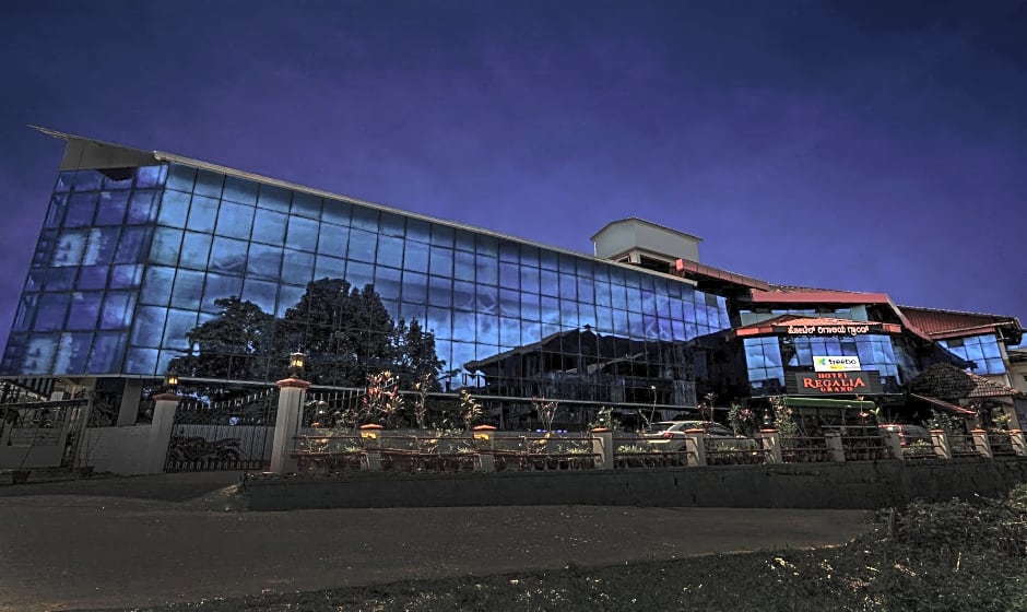 Itsy Hotels Regalia Grand, 500 Mtrs From Madikeri Fort