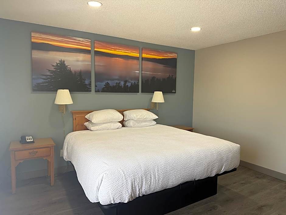 Days Inn by Wyndham Medford