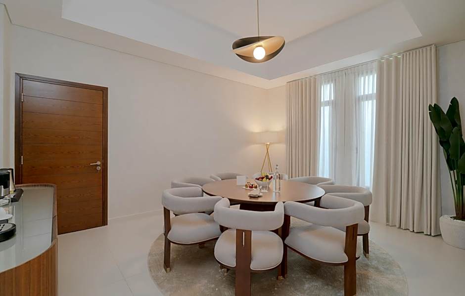 Remal Hotel & Villas Al Dhannah City