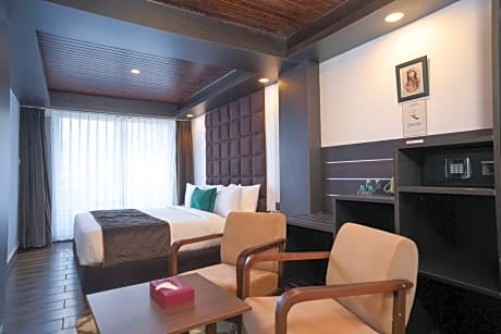 Deluxe Room with Balcony