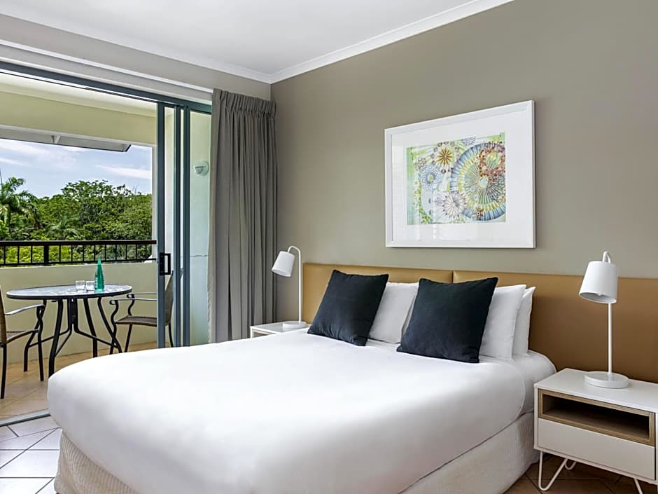 Mantra in the Village Port Douglas