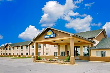 Days Inn by Wyndham North Sioux City