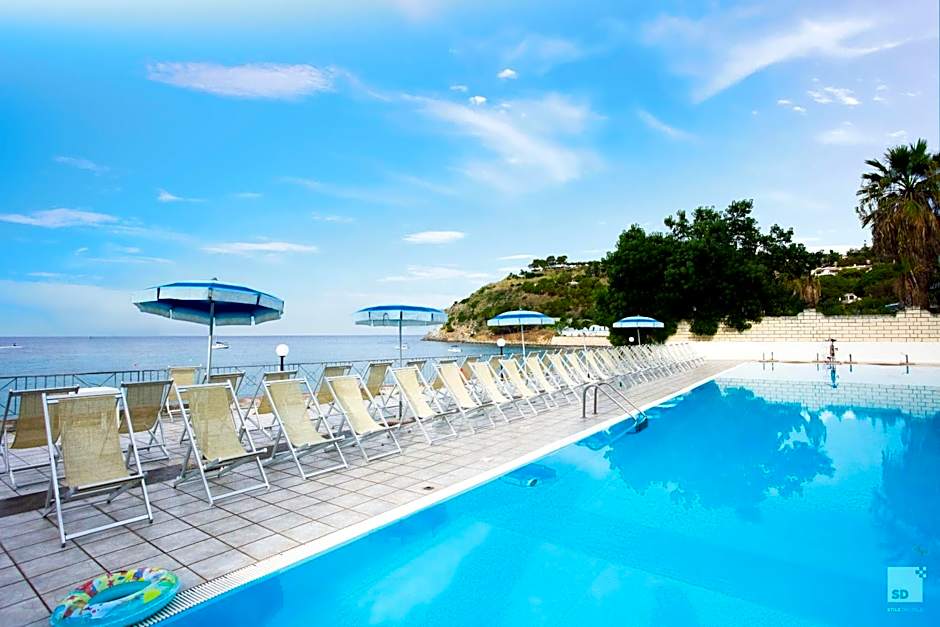 Villaggio Baia D'Ercole