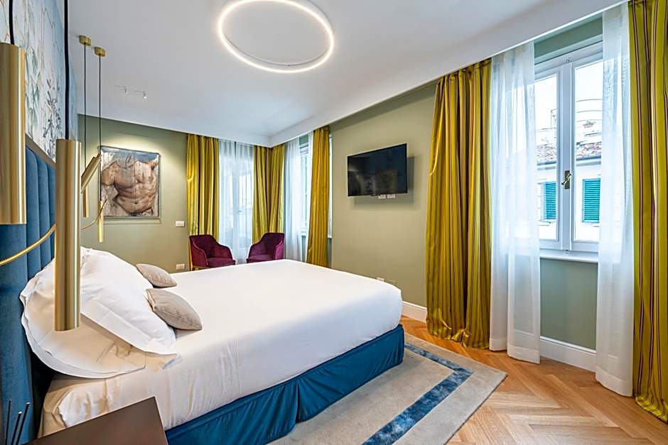Glimpse Hotel