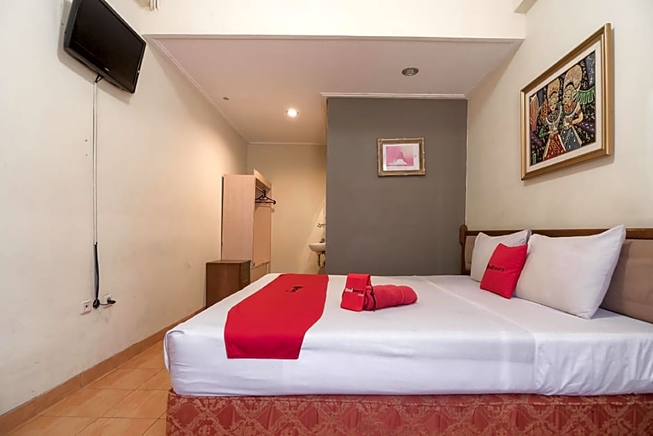 RedDoorz @ Buah Batu 3