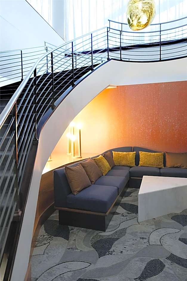 Hyatt Regency Los Angeles International Airport