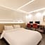 Guri Hotel in Cafe