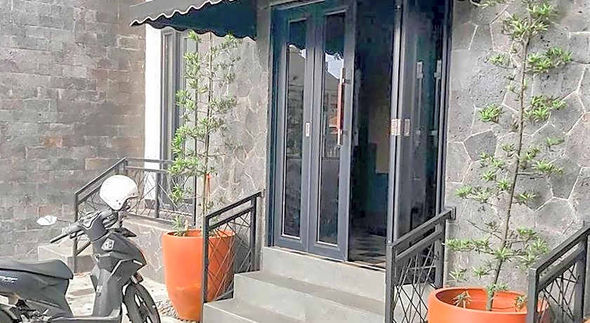 Urbanview Elephant Eleven Residence Buah Batu Bandung by RedDoorz