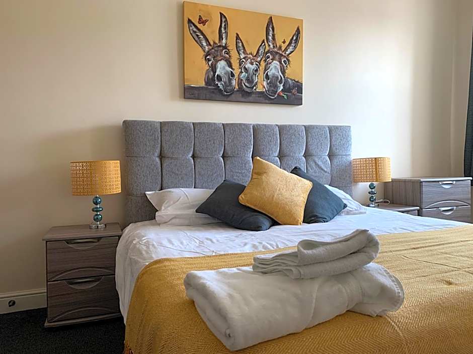 Market Place Serviced Apartments, Leek