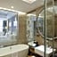 Zhangjiagang Zhonglian GDH International  Hotel