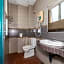 OYO 89864 Hotel Holiday Park