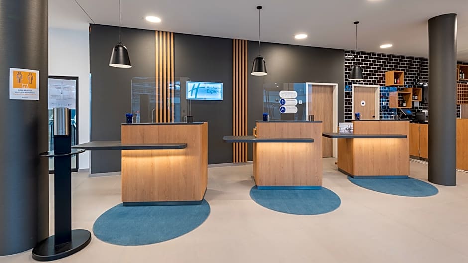 Premier Inn Mannheim City Centre