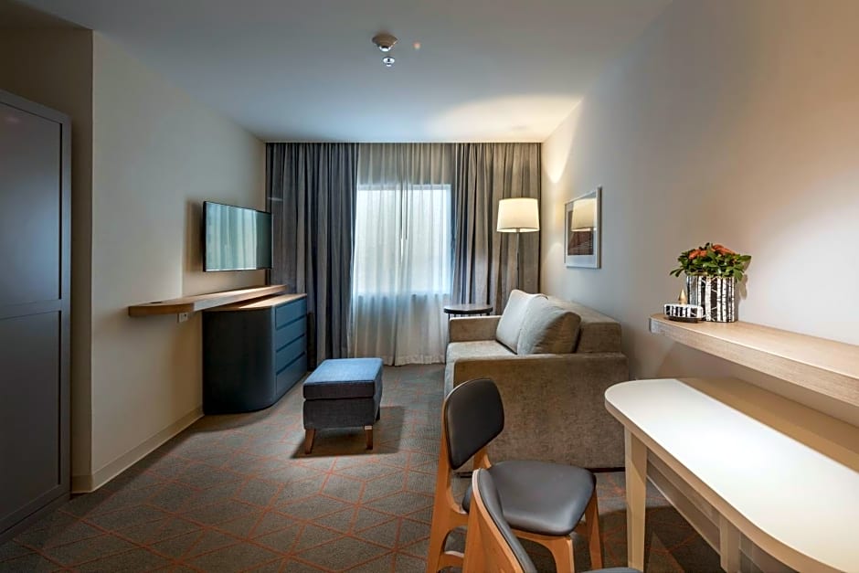 Holiday Inn & Suites - Aguascalientes, an IHG hotel