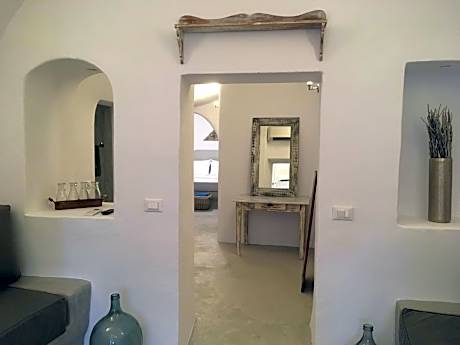 Grand Suite with Volcano View