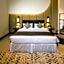 Arch Hotel