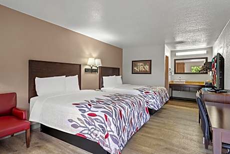 Deluxe Room with Two Queen Beds Non-Smoking