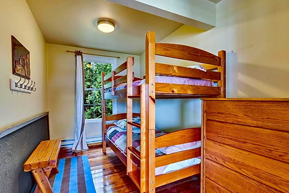 Georgian Legendary Tobermory Retreat With Hot Tub