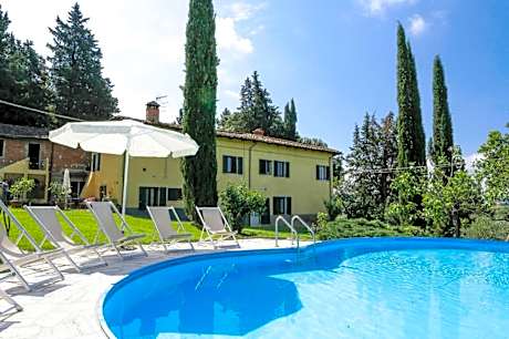 Appartamento con piscina GRAZIA a 10 minuti da FIRENZE, vista campagna