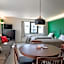 CHROMA Lodge Pikermi