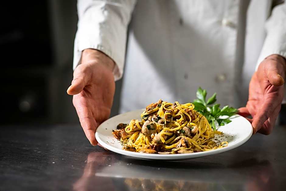 Hotel Figaro & Apartments