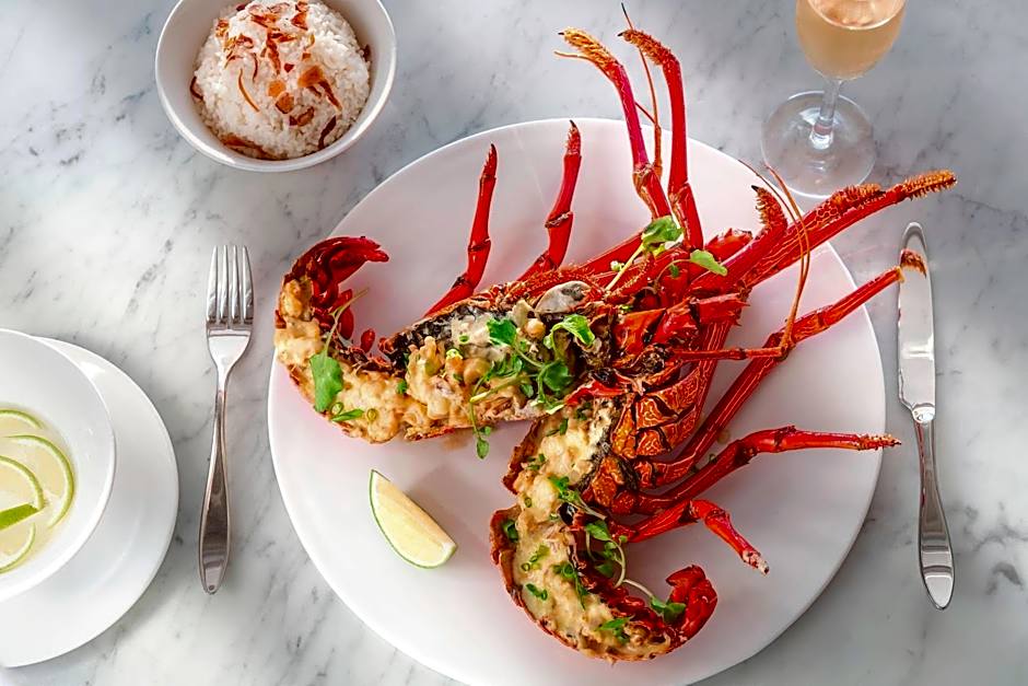 Sheraton Samoa Aggie Grey's Hotel & Bungalows