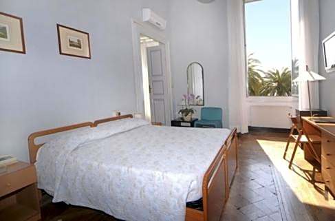 Hotel Mediterranee