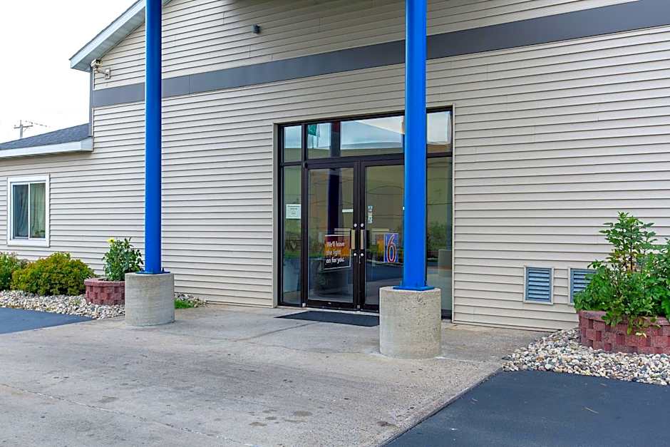 Motel 6-Baraboo, WI - Lake Delton-Wisconsin Dells
