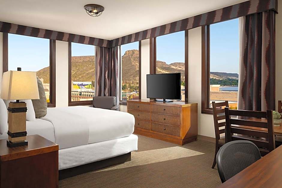 The Golden Hotel, an Ascend Collection Hotel