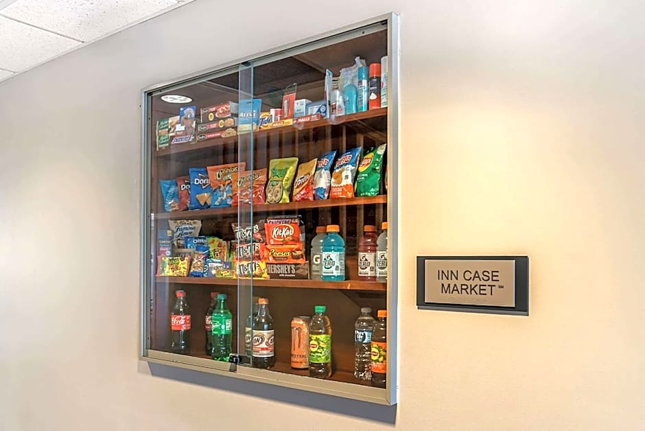 Country Inn & Suites by Radisson, Rossford - Toledo South