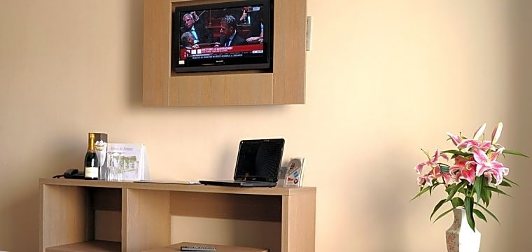 The Originals City, Hotel de France, Bessines-sur-Gartempe (Inter-Hotel)