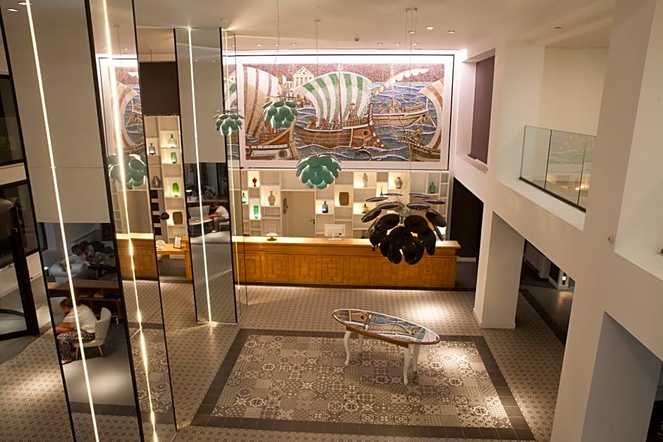 Hotel Brisamar Suites