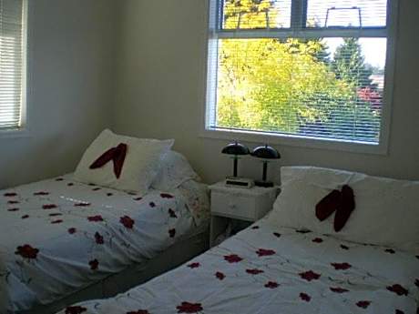 Twin Room with Garden View