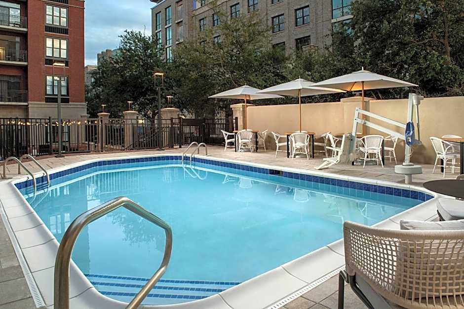 Courtyard by Marriott Savannah Downtown/Historic District