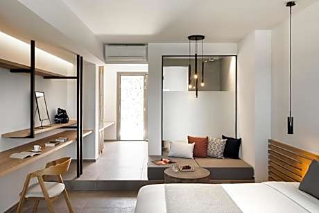 Junior Suite with Private Pool and  Sea View