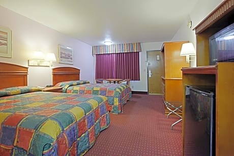 2 Double Beds Smoking