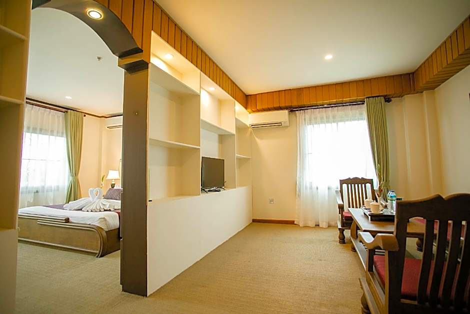 E-outfitting Golden Country Hotel