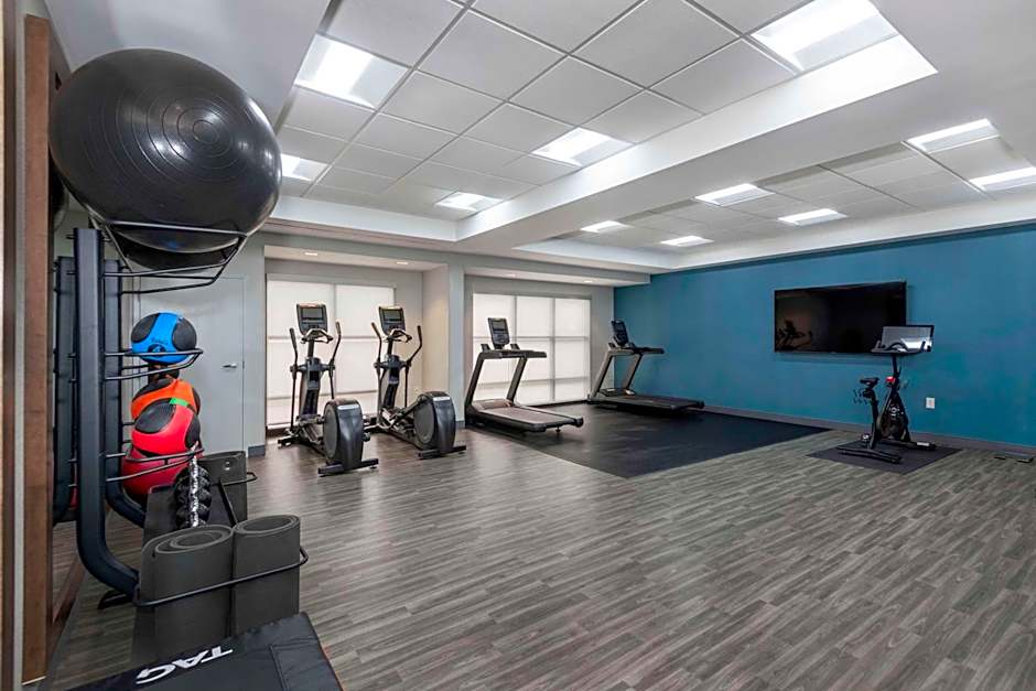 Hampton Inn By Hilton & Suites Burlington