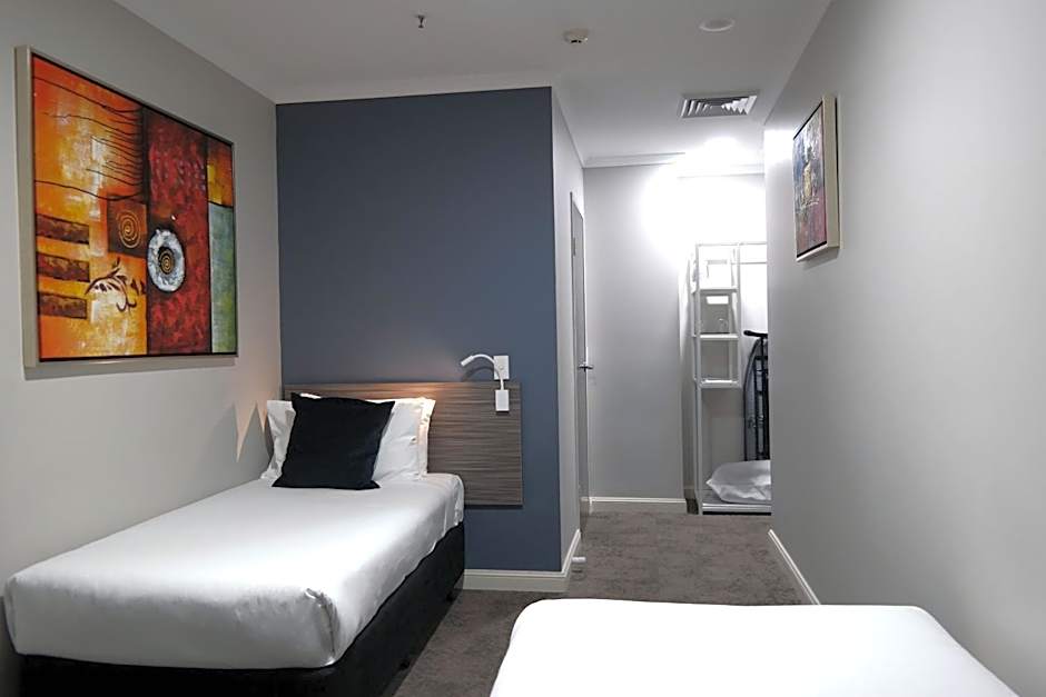 28 Hotel