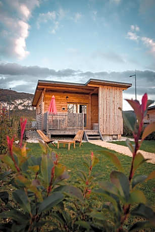 Les Lodges de la ViaRhôna / cabane-spa