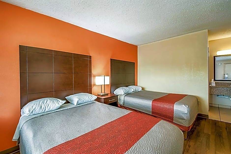 Motel 6-Washington, DC - Convention Center