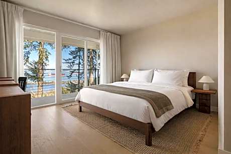 Astoria Crest Hotel