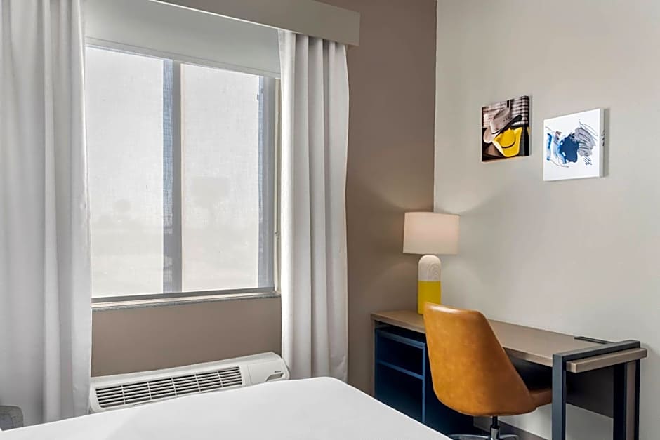 Comfort Inn & Suites El Paso I-10 Airport Area