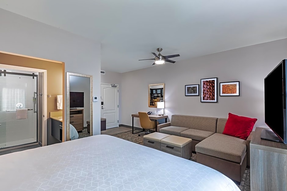 Staybridge Suites IAH Airport East