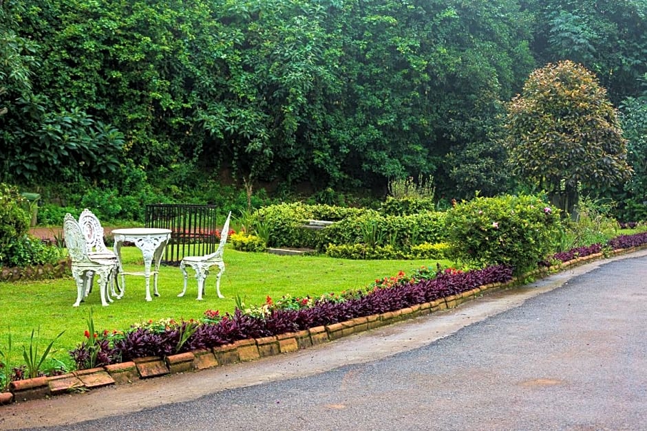 Kings Cliff - A Heritage Hotel