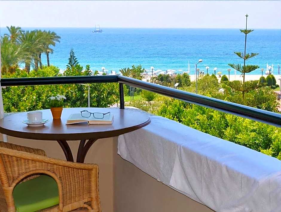 Kleopatra Carina Hotel