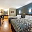 Quality Inn & Suites Columbus West