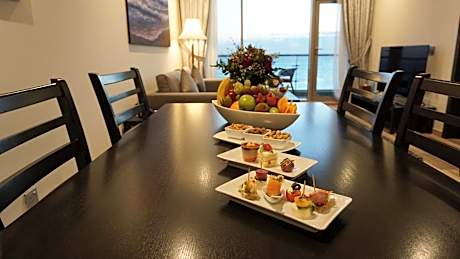 Deluxe King Suite